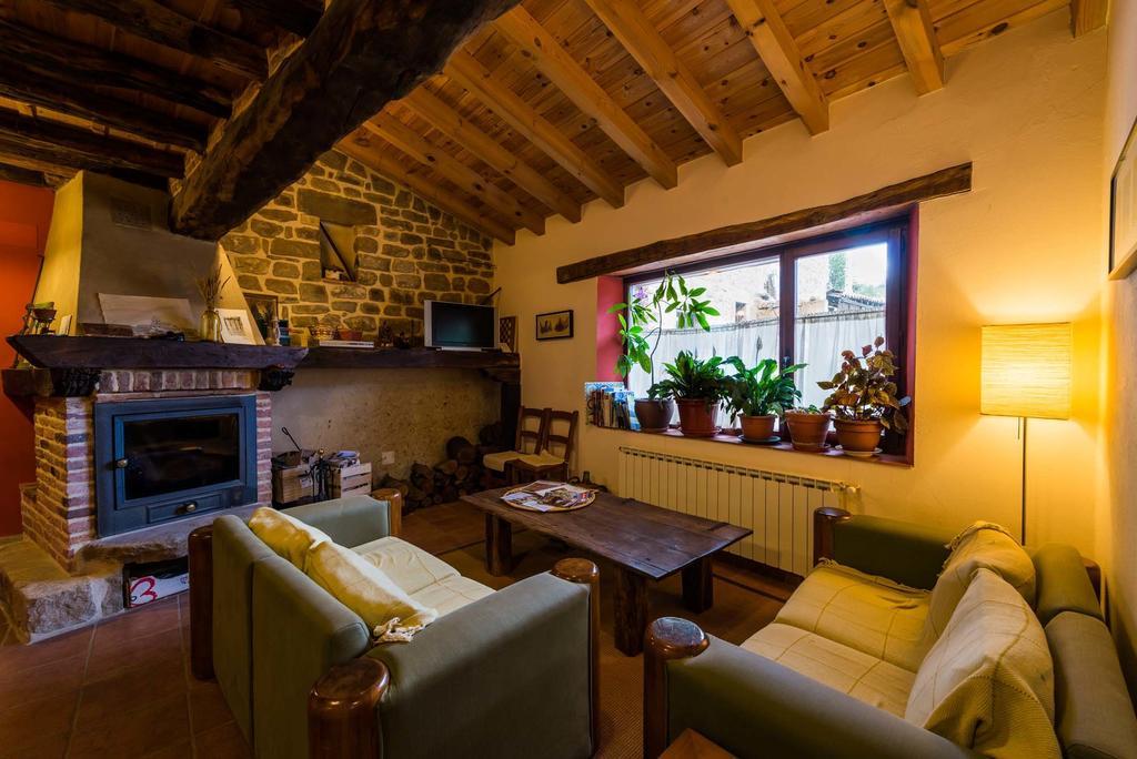 Hotel Rural Piedra Abierta San Martin de Perapertu Екстер'єр фото