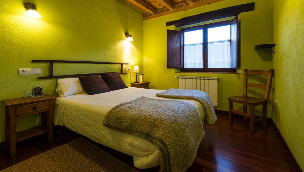 Hotel Rural Piedra Abierta San Martin de Perapertu Екстер'єр фото
