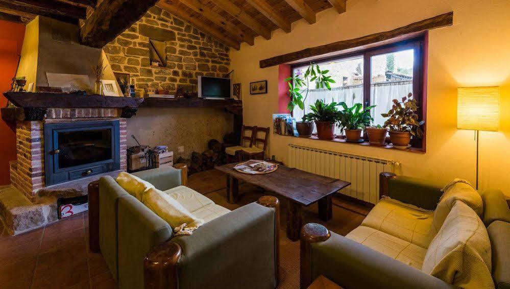 Hotel Rural Piedra Abierta San Martin de Perapertu Екстер'єр фото
